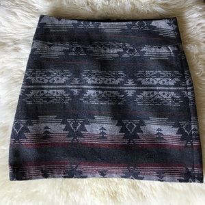 Dalia Collection Aztec pattern mini skirt